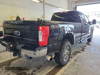 2019 Ford F-250 XL с VIN 1FT7W2BT6KED86588, выставлен на аукционе IAAI как лот 42781927 с пробегом 239 312 миль миль и . История ставок и продаж доступна на DreamBid. Изображение 39.