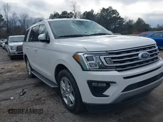 2020 Ford Expedition XLT with VIN 1FMJU1HT5LEA42762, listed as a IAAI auction lot 41278105 with 110,338 mi miles. Bid and sale history available at carsss.com. Image 1.