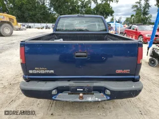 2000 GMC Sonoma SLS with VIN 1GTCS1943Y8123856, listed as a Copart auction lot 65937544 with 158,769 mi miles and Clean Title. Bid and sale history available at carsss.com. Image 6.