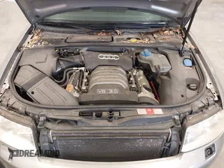 2003 Audi A4 z VIN WAUVT68E93A165833, wystawiony jako IAAI lot #42351966 z przebiegiem 153 541 mil mil oraz . Historia ofert i sprzedaży dostępna na DreamBid. Obrazek 10.