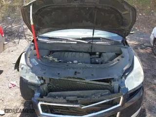 2010 Chevrolet Traverse LT w/1LT with VIN 1GNLRFED9AJ217048, listed as a IAAI auction lot 41740768 with 289,444 mi miles. Bid and sale history available at carsss.com. Image 10.