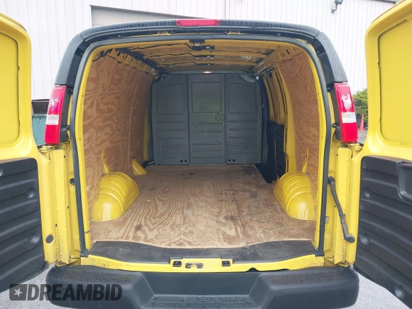 2021 Chevrolet Express Cargo with VIN 1GCWGAFP8M1175127, listed as a IAAI auction lot 42202604 with 48,768 mi miles and . Bid and sale history available at DreamBid. Image 19.