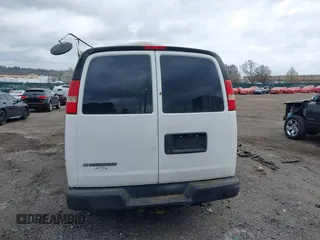 2009 Chevrolet Express Cargo Van with VIN 1GCGG25C791108423, listed as a IAAI auction lot 41919297 with 1 mi miles. Bid and sale history available at carsss.com. Image 16.