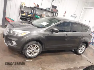 2017 Ford Escape SE z VIN 1FMCU9GD6HUC10553, wystawiony jako IAAI lot #42174098 z przebiegiem 101 243 mil mil oraz . Historia ofert i sprzedaży dostępna na DreamBid. Obrazek 15.
