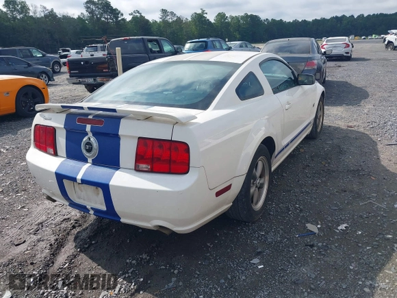 2006 Ford Mustang GT Deluxe with VIN 1ZVFT82H365250974, listed as a IAAI auction lot 42718000 with 130,936 mi miles and . Bid and sale history available at DreamBid. Image 4.