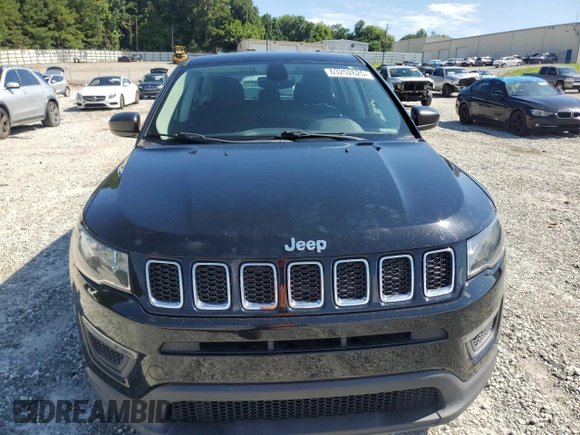 2018 Jeep Compass Sport z VIN 3C4NJCAB7JT204335, wystawiony jako Copart lot #63252625 z przebiegiem 182 978 mil mil oraz Czysty tytuł • Clean title. Historia ofert i sprzedaży dostępna na DreamBid. Obrazek 5.