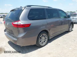 2019 Toyota Sienna XLE Auto Access Seat с VIN 5TDYZ3DC7KS975576, выставлен на аукционе IAAI как лот 42435192 с пробегом 45 895 миль миль и . История ставок и продаж доступна на DreamBid. Изображение 4.