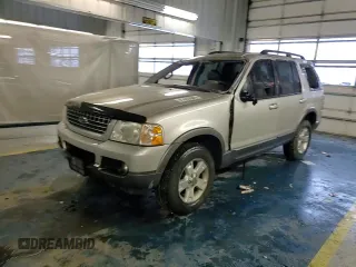 2003 Ford Explorer XLT z VIN 1FMZU63K53ZB32923, wystawiony jako Copart lot #41685045 z przebiegiem 140 488 mil mil oraz Szkoda całkowita • Salvage title. Historia ofert i sprzedaży dostępna na DreamBid. Obrazek 12.