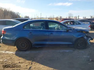 2017 Volkswagen Jetta 1.4T S with VIN 3VW167AJ9HM227650, listed as a IAAI auction lot 41275317 with 81,589 mi miles. Bid and sale history available at carsss.com. Image 13.