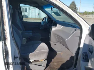 2001 Ford Windstar LX with VIN 2FMZA50441BA40579, listed as a IAAI auction lot 42145855 with Not Provided miles and . Bid and sale history available at carsss.com. Image 5.