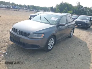 2011 Volkswagen Jetta SE с VIN 3VWDZ7AJ1BM352119, выставлен на аукционе IAAI как лот 42438454 с пробегом 120 328 миль миль и . История ставок и продаж доступна на DreamBid. Изображение 2.