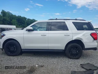 2024 Ford Expedition XLT with VIN 1FMJU1H87REA59678, listed as a IAAI auction lot 42253943 with 20,409 mi miles and . Bid and sale history available at DreamBid. Image 14.