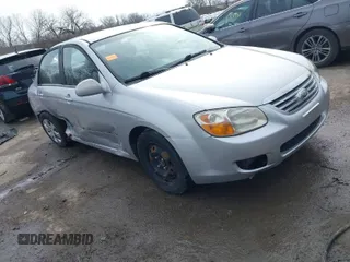 2007 Kia Spectra EX with VIN KNAFE121075463077, listed as a IAAI auction lot 41740106 with 143,721 mi miles. Bid and sale history available at carsss.com. Image 1.