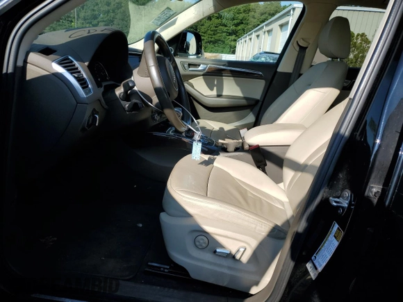 2016 Audi Q5 Premium Plus with VIN WA1CVAFP0GA009160, listed as a Copart auction lot 71077914 with 152,259 mi miles and Clean title. Bid and sale history available at DreamBid. Image 7.