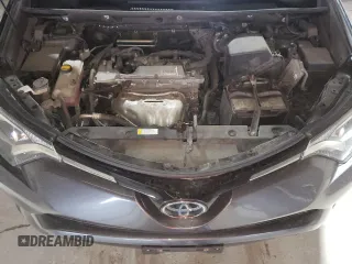 2018 Toyota RAV4 XLE z VIN 2T3WFREV9JW410228, wystawiony jako Copart lot #52987615 z przebiegiem 206 487 mil mil oraz Szkoda całkowita • Salvage title. Historia ofert i sprzedaży dostępna na DreamBid. Obrazek 12.