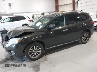 2016 Nissan Pathfinder Platinum with VIN 5N1AR2MM1GC601909, listed as a IAAI auction lot 42114650 with 151,423 mi miles. Bid and sale history available at carsss.com. Image 2.