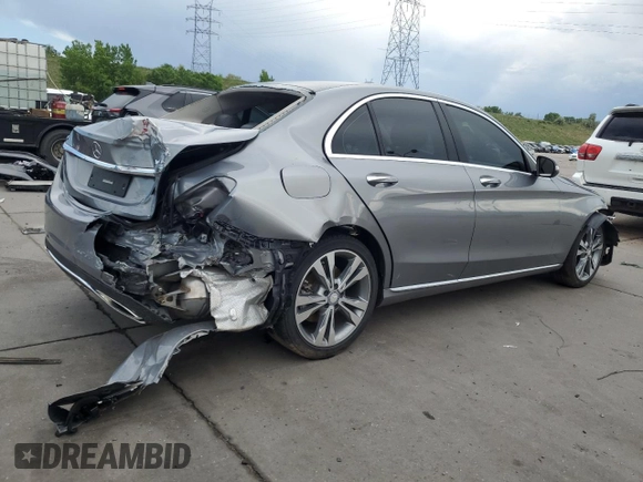 2015 Mercedes-Benz C 300 Luxury with VIN 55SWF4KB6FU013567, listed as a Copart auction lot 60647355 with 61,943 mi miles and Salvage title. Bid and sale history available at DreamBid. Image 3.