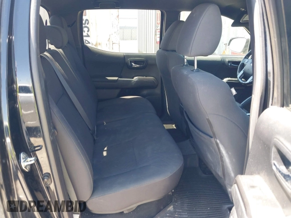 2018 Toyota Tacoma SR5 with VIN 3TMBZ5DN1JM014540, listed as a IAAI auction lot 42505324 with 112,990 mi miles and . Bid and sale history available at DreamBid. Image 8.