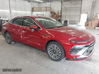 2024 Hyundai Sonata Hybrid SEL with VIN KMHL34JJXRA090862, listed as a IAAI auction lot 39885879 with 1,693 mi miles. Bid and sale history available at carsss.com. Image 1.