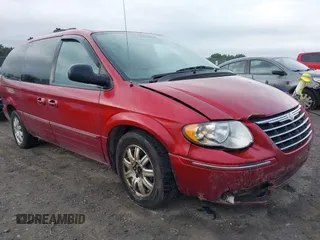 2005 Chrysler Town & Country Touring with VIN 2C4GP54L85R523209, listed as a IAAI auction lot 40052599 with 129,381 mi miles. Bid and sale history available at carsss.com. Image 1.
