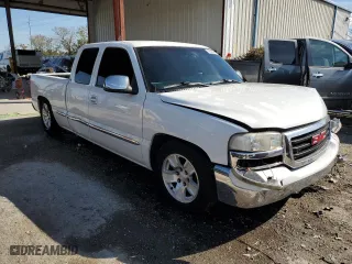 2002 GMC Sierra 1500 SLE with VIN 2GTEC19V921204191, listed as a Copart auction lot 42635495 with 171,006 mi miles and Salvage Title. Bid and sale history available at carsss.com. Image 4.