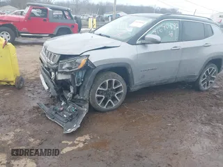 2018 Jeep Compass Limited with VIN 3C4NJDCB1JT238287, listed as a IAAI auction lot 41640492 with 74,554 mi miles and . Bid and sale history available at carsss.com. Image 6.