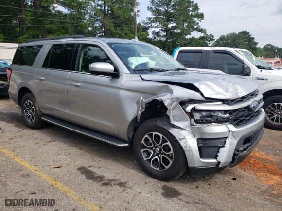 2022 Ford Expedition Max XLT with VIN 1FMJK1HT2NEA58829, listed as a Copart auction lot 57528664 with 41,246 mi miles and Clean Title. Bid and sale history available at carsss.com. Image 4.