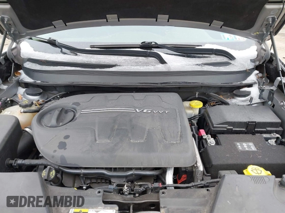 2017 Jeep Cherokee Limited with VIN 1C4PJMDS4HW597175, listed as a IAAI auction lot 41525358 with 87,227 mi miles. Bid and sale history available at carsss.com. Image 10.