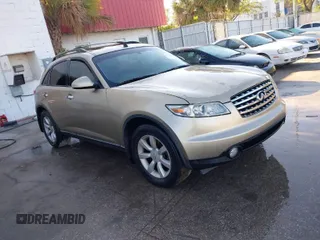 2005 Infiniti FX35 with VIN JNRAS08W85X212005, listed as a IAAI auction lot 41767348 with 171,185 mi miles. Bid and sale history available at carsss.com. Image 1.