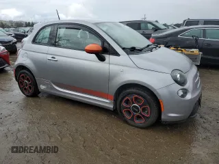 2015 FIAT 500e with VIN 3C3CFFGEXFT581703, listed as a Copart auction lot 44638645 with 80,423 mi miles and Salvage Title. Bid and sale history available at carsss.com. Image 4.