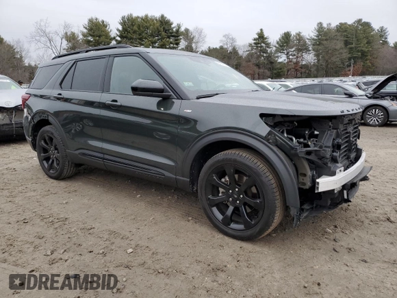 2022 Ford Explorer ST-Line z VIN 1FMSK8KH5NGC11869, wystawiony jako Copart lot #84144234 z przebiegiem 32 274 mil mil oraz Nie do naprawy • Non repairable. Historia ofert i sprzedaży dostępna na DreamBid. Obrazek 4.