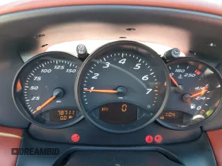 1998 Porsche Boxster z VIN WP0CA2986WU620657, wystawiony jako Copart lot #55595275 z przebiegiem 78 711 mil mil oraz Szkoda całkowita • Salvage title. Historia ofert i sprzedaży dostępna na DreamBid. Obrazek 9.