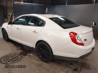 2013 Lincoln MKS с VIN 1LNHL9EK3DG615529, выставлен на аукционе IAAI как лот 42288732 с пробегом 135 876 миль миль и . История ставок и продаж доступна на DreamBid. Изображение 3.