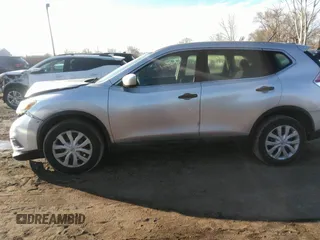 2016 Nissan Rogue SL with VIN 5N1AT2MV6GC824781, listed as a IAAI auction lot 41742010 with 146,175 mi miles and . Bid and sale history available at DreamBid. Image 14.