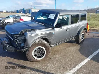 2023 Ford Bronco with VIN 1FMEE5DPXPLB15849, listed as a IAAI auction lot 41105645 with 39,736 mi miles. Bid and sale history available at carsss.com. Image 2.