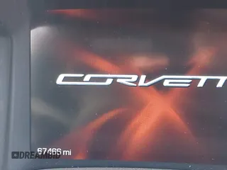 2016 Chevrolet Corvette Z51 3LT z VIN 1G1YM2D76G5116786, wystawiony jako IAAI lot #41815554 z przebiegiem 67 466 mil mil oraz . Historia ofert i sprzedaży dostępna na DreamBid. Obrazek 15.