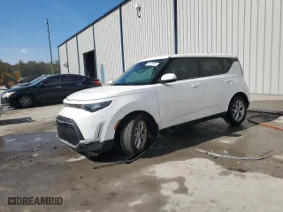 2025 Kia Soul LX with VIN KNDJ23AU4S7926803, listed as a Copart auction lot 45175715 with 4,194 mi miles and Salvage Title. Bid and sale history available at carsss.com. Image 1.