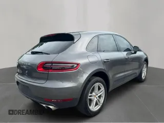 2017 Porsche Macan S z VIN WP1AB2A5XHLB20353, wystawiony jako Copart lot #59118235 z przebiegiem 147 097 mil mil oraz Tytuł czysty. Historia ofert i sprzedaży dostępna na DreamBid. Obrazek 4.