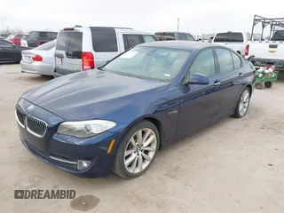2011 BMW 5 Series 535i z VIN WBAFR7C57BC806738, wystawiony jako IAAI lot #41785179 z przebiegiem 177 167 mil mil oraz . Historia ofert i sprzedaży dostępna na DreamBid. Obrazek 2.