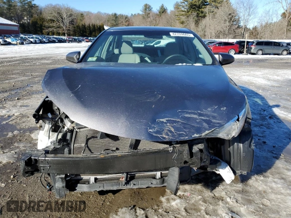 2017 Toyota Camry XLE with VIN 4T1BF1FK2HU734077, listed as a Copart auction lot 42724665 with 29,728 mi miles and Salvage title. Bid and sale history available at DreamBid. Image 5.