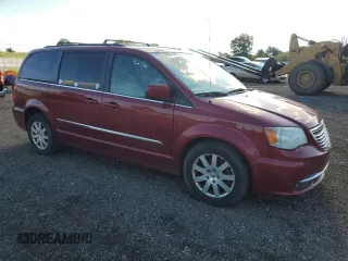 2014 Chrysler Town & Country Touring with VIN 2C4RC1BG2ER293587, listed as a Copart auction lot 60130584 with 201,859 mi miles and Clean Title. Bid and sale history available at DreamBid. Image 4.