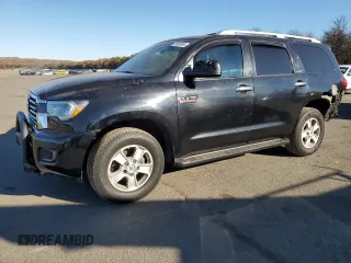 2018 Toyota Sequoia SR5 with VIN 5TDBY5G17JS160291, listed as a Copart auction lot 79465064 with 156,922 mi miles and Salvage Title. Bid and sale history available at carsss.com. Image 1.