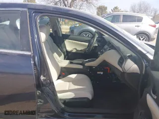 2019 Honda Insight EX with VIN 19XZE4F51KE022571, listed as a IAAI auction lot 41813138 with 99,711 mi miles. Bid and sale history available at carsss.com. Image 5.