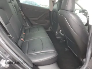 2018 Tesla Model 3 Long Range Battery z VIN 5YJ3E1EA1JF005118, wystawiony jako Copart lot #55630945 z przebiegiem 91 362 mil mil oraz Szkoda całkowita • Salvage title. Historia ofert i sprzedaży dostępna na DreamBid. Obrazek 10.