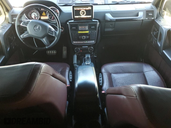2014 Mercedes-Benz G 63 AMG z VIN WDCYC7DF7EX221315, wystawiony jako Copart lot #88561925 z przebiegiem 81 399 mil mil oraz Szkoda całkowita • Salvage title. Historia ofert i sprzedaży dostępna na DreamBid. Obrazek 8.