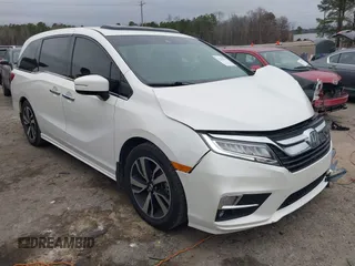 2018 Honda Odyssey Elite with VIN 5FNRL6H90JB064823, listed as a IAAI auction lot 41510216 with 48,223 mi miles. Bid and sale history available at carsss.com. Image 1.
