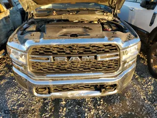 2023 Ram 3500 Tradesman with VIN 3C63RRGL2PG643681, listed as a Copart auction lot 80698534 with 138,424 mi miles and Clean Title. Bid and sale history available at carsss.com. Image 11.