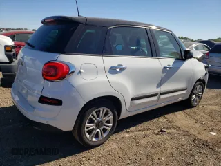 2019 FIAT 500L Pop with VIN ZFBNFAAH7KZ042391, listed as a Copart auction lot 70639734 with 44,278 mi miles and Salvage Title. Bid and sale history available at carsss.com. Image 3.