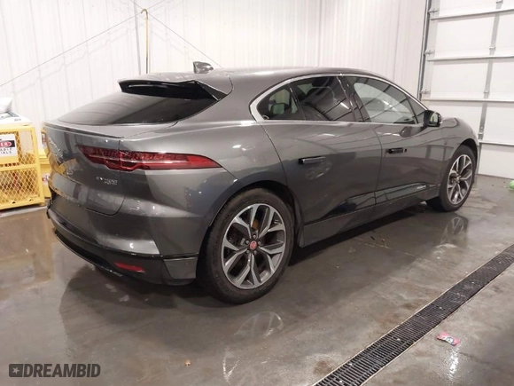 2019 Jaguar I-PACE HSE with VIN SADHD2S16K1F76477, listed as a IAAI auction lot 41289868 with 30952 miles. Bid and sale history available at carsss.com. Image 4.