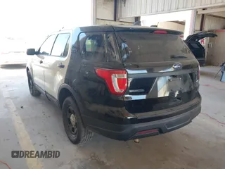 2018 Ford Police Interceptor Utility с VIN 1FM5K8AT5JGB19089, выставлен на аукционе IAAI как лот 42413153 с пробегом 122 665 миль миль и . История ставок и продаж доступна на DreamBid. Изображение 3.
